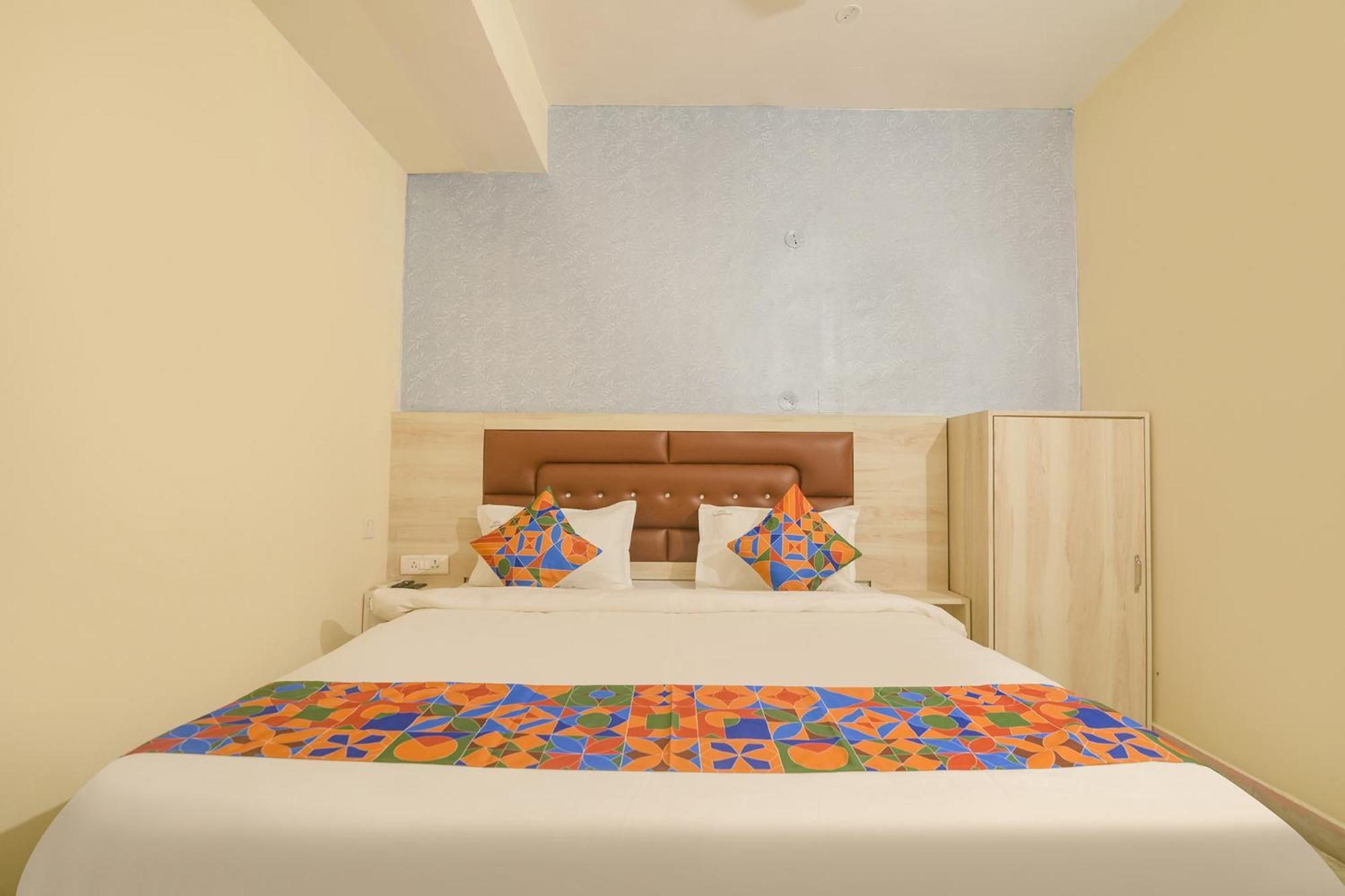Fabhotel Magadh Crystal Patna  Bagian luar foto